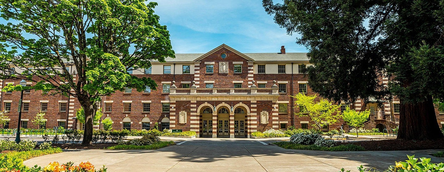 exterior of Straub Hall on the University of Oregon campus in Eugene